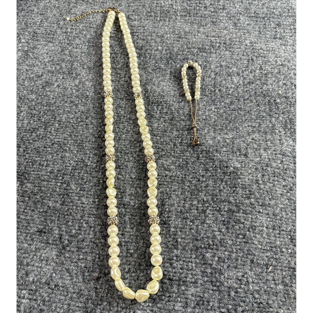 Avon Stylish Elegance Faux Pearl Rhinestone Necklace Bracelet Set Bridal Classic